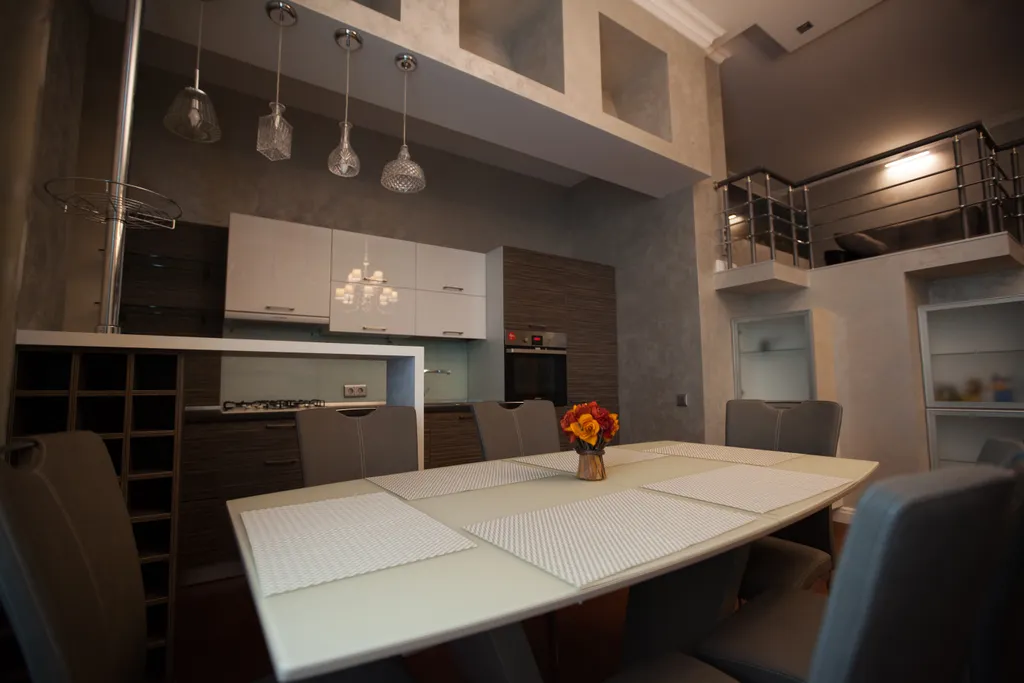 Двухуровневые апартаменты люкс в центре