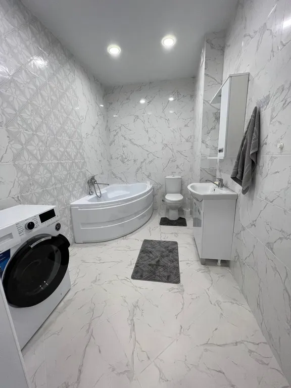 Новая светлая квартира со всеми удобствами