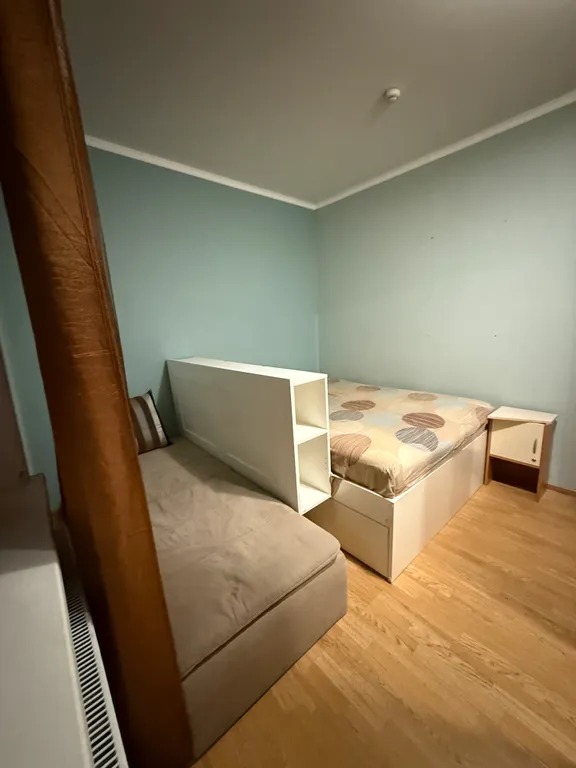 Евротрёшка на 9 гостей и 2 лоджии