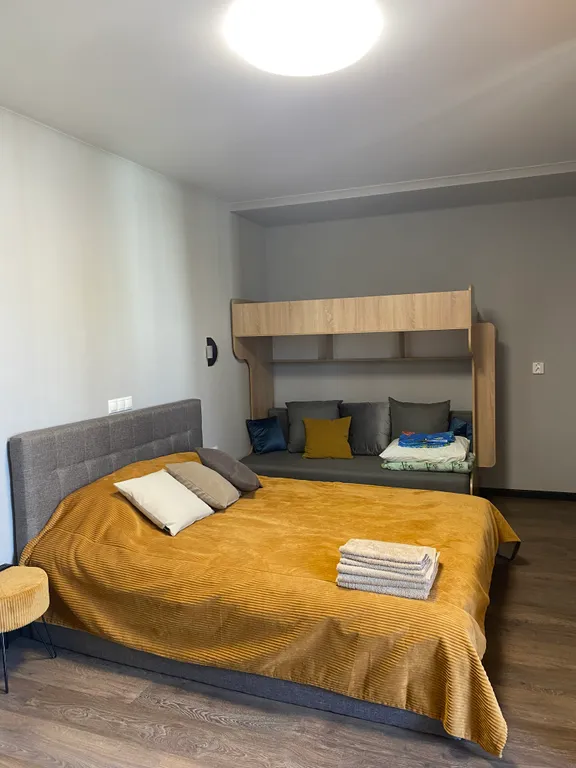 Уютная квартира с видом на Вознесенский монастырь в центре