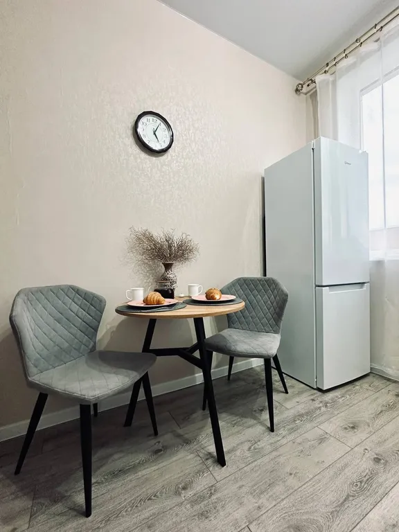 Светлая уютная квартира на популярной набережной реки Ангары