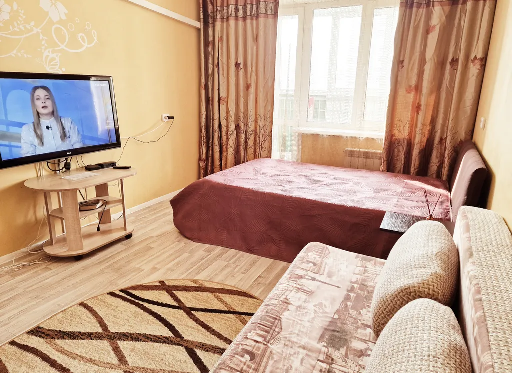 Однокомнатная квартира в самом популярном районе города - Арены Ерофей