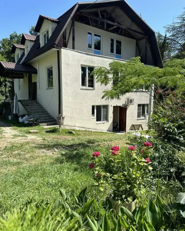 Квартира 2-х комнатная в частном доме