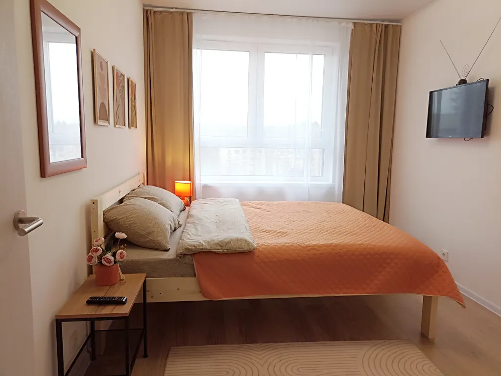 Просторная квартира с 2 спальнями у МРНЦ Цыба и Росатома — аренда посуточно в Обнинск