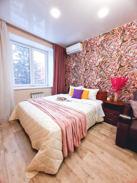 2-комнатная в центре города, рядом УИГА, Академия речи, Глазцентр