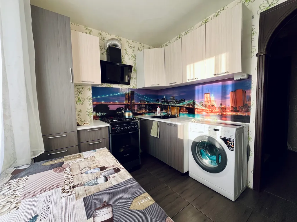 Двухкомнатная квартира с отличным ремонтом в центре города