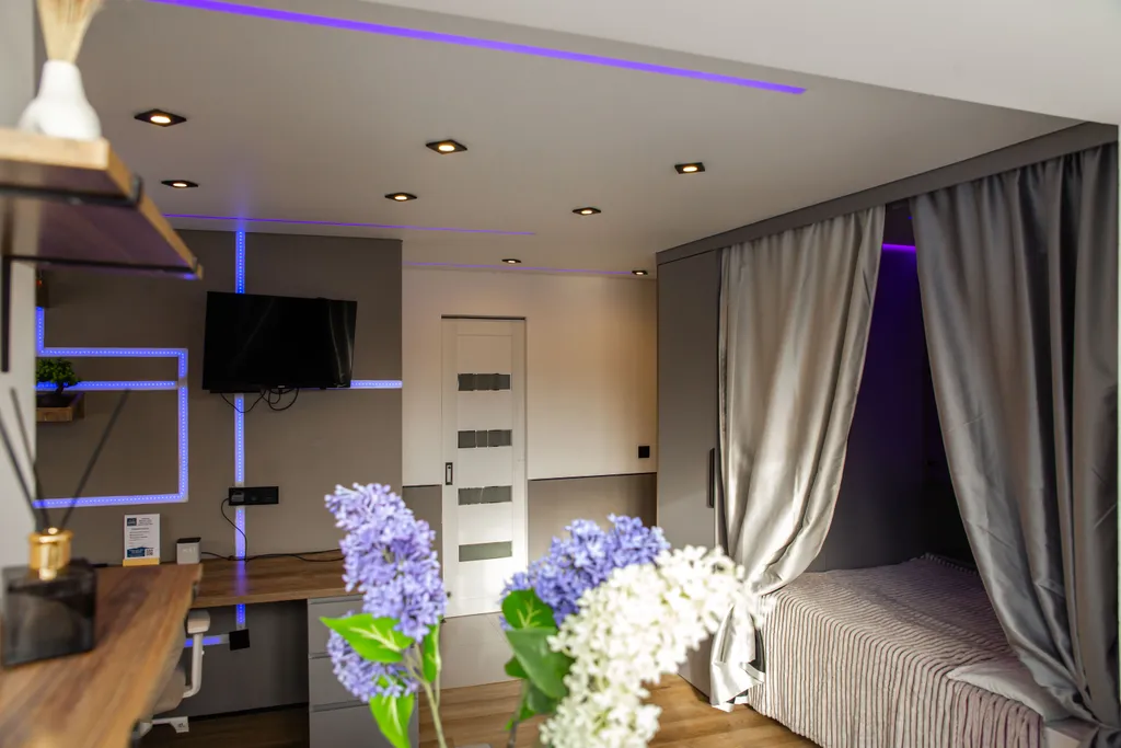 Стильная современная квартира с умной Алисой