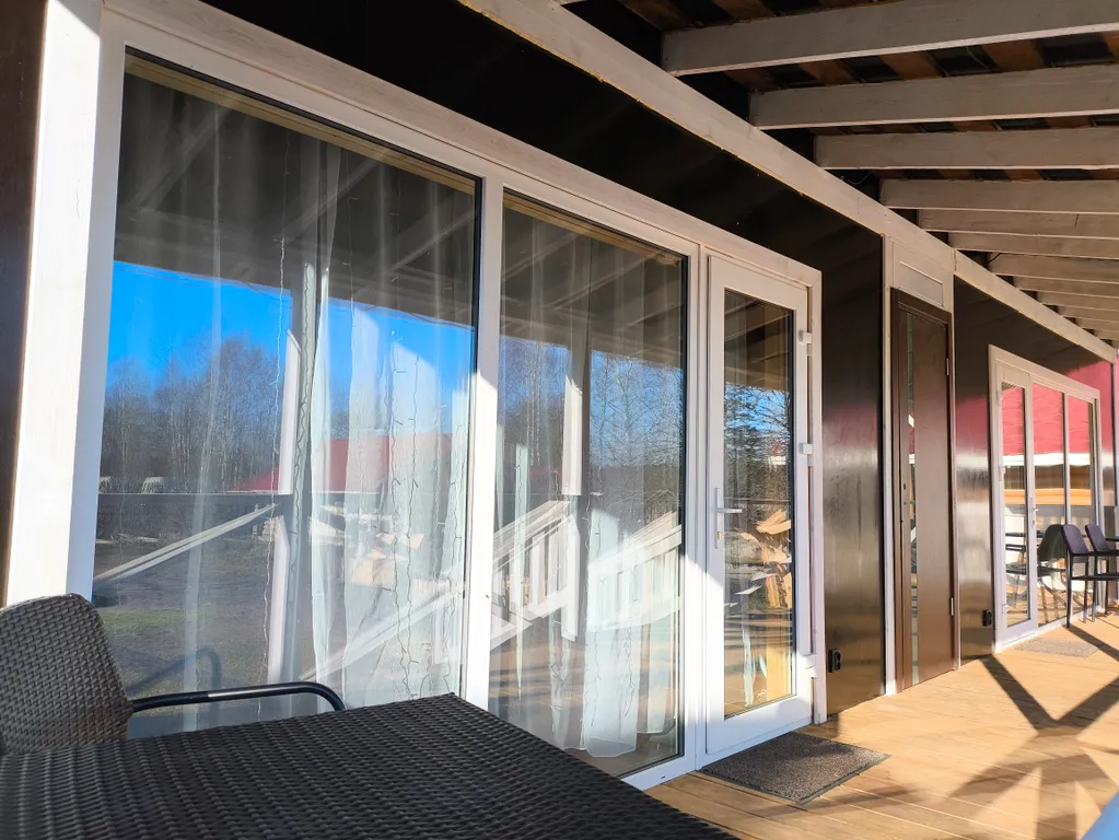 Дуплекс современный интерьер с огромной терассой