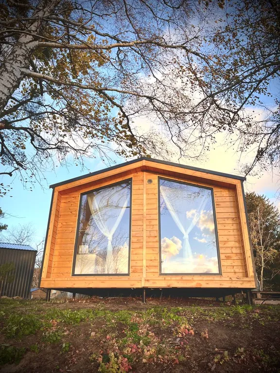 Домик с видом на залив