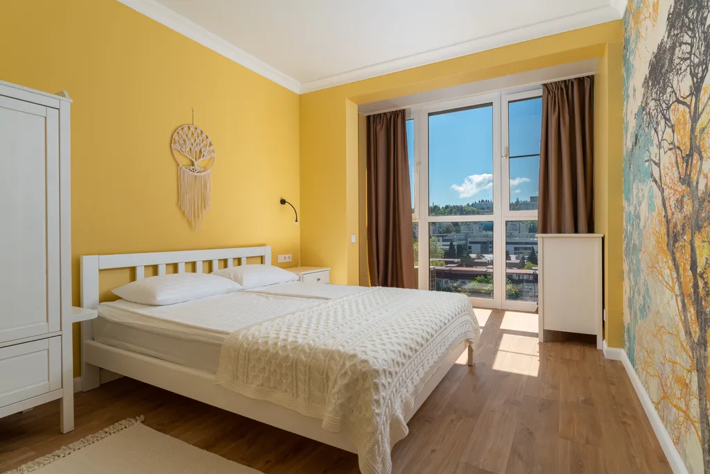 Красивая квартира в центре с видом на море и подземным паркингом