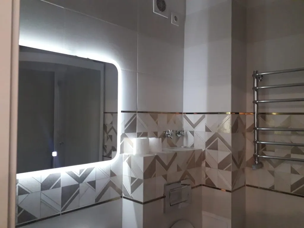 Новая красивая квартира с ремонтом 16 этаж4 раздельных места