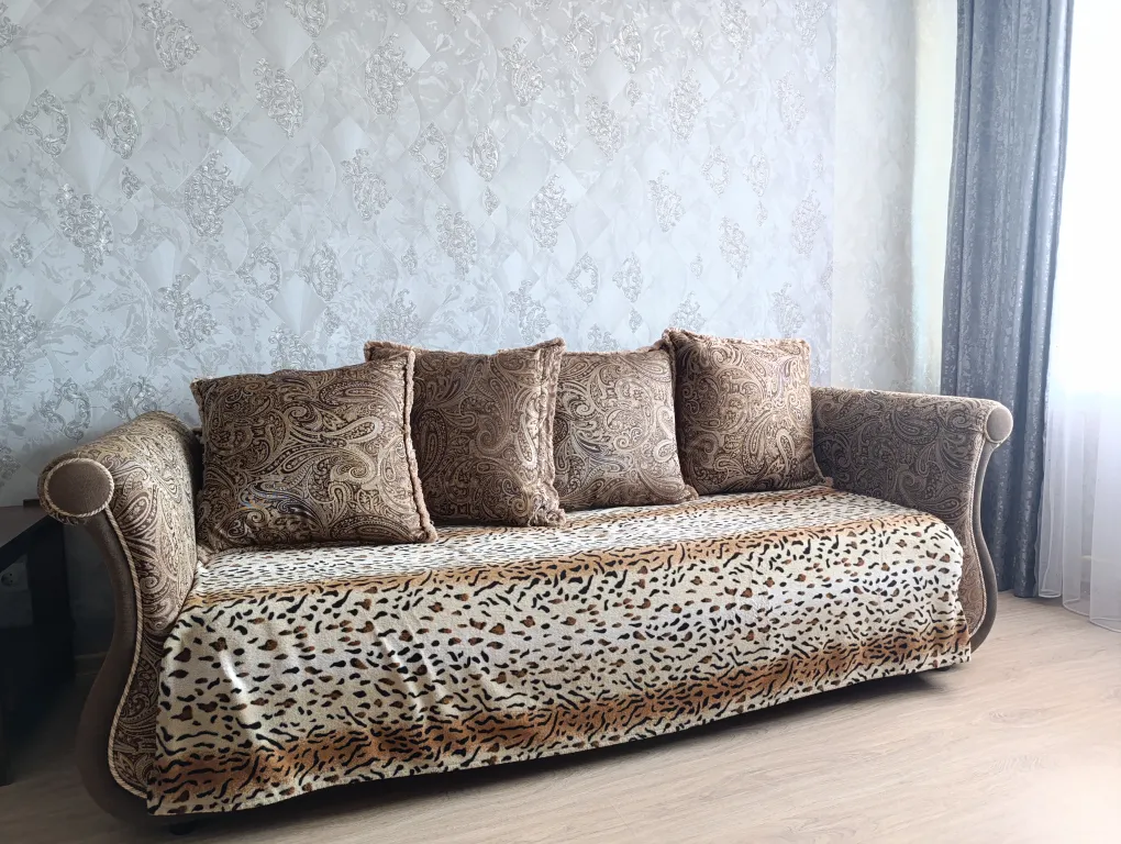 Евродвушка у вокзала