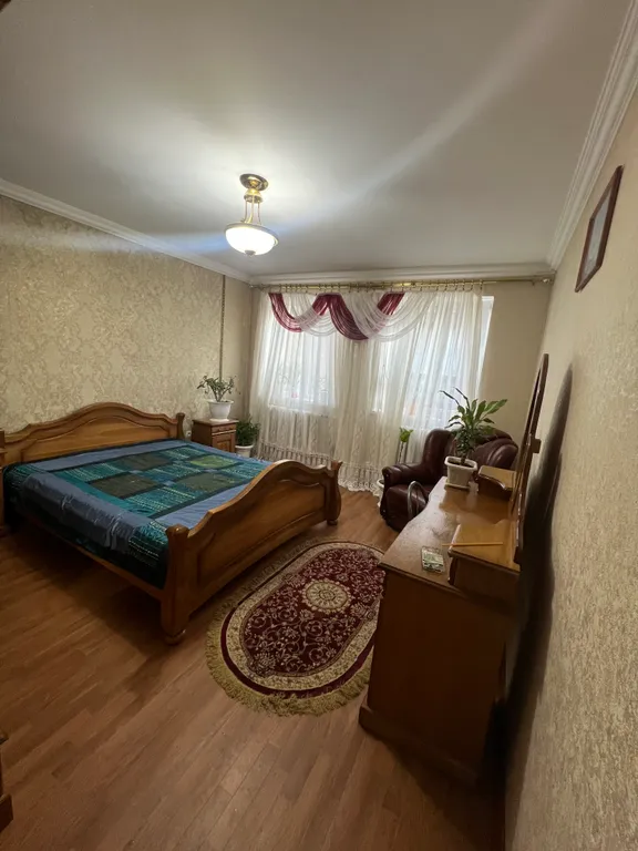 Семейный номер с видом на горы