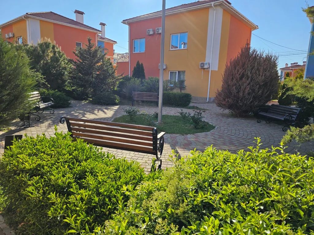 Квартира Апартаменты с бассейном на берегу моря — Севастополь