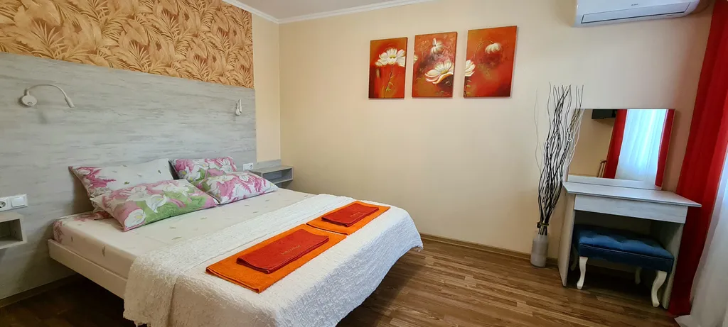 Квартира Квартира 2-х комнатный номер с балконом  у моря — Ейск