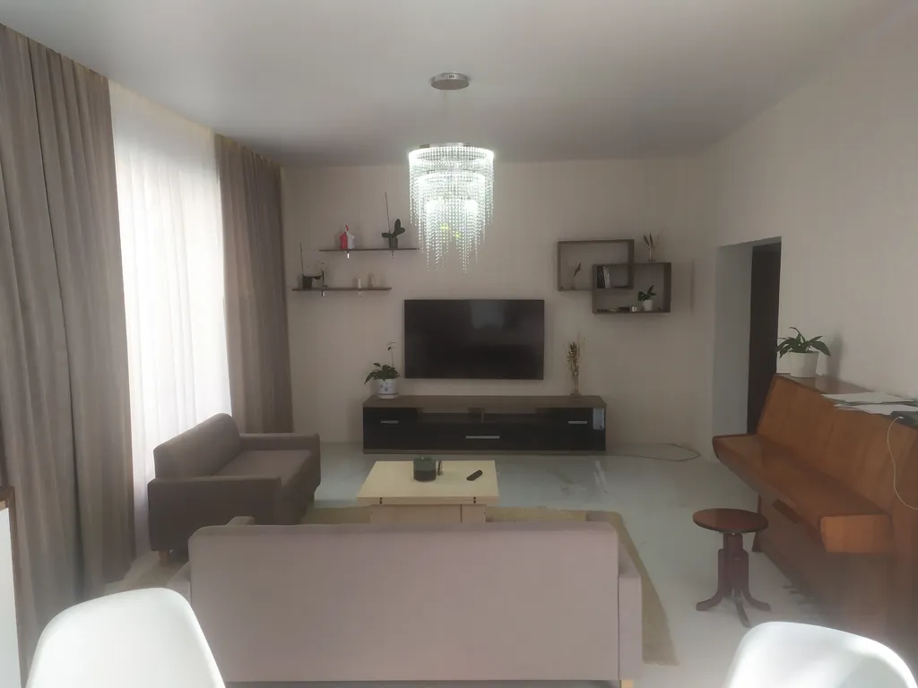 4-комнатный Дом