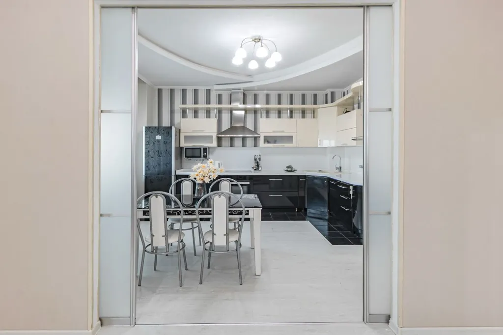 Просторная квартира в Золотом квадрате рядом с Байтереком