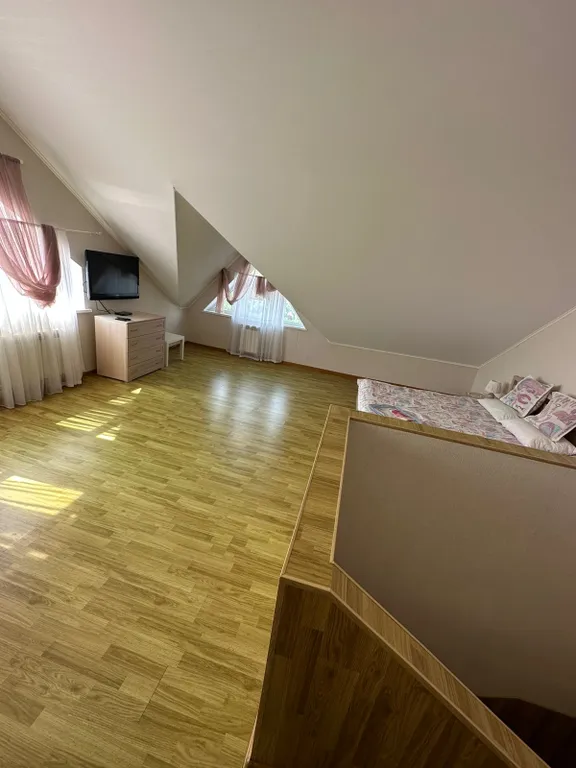 4-комнатная Квартира