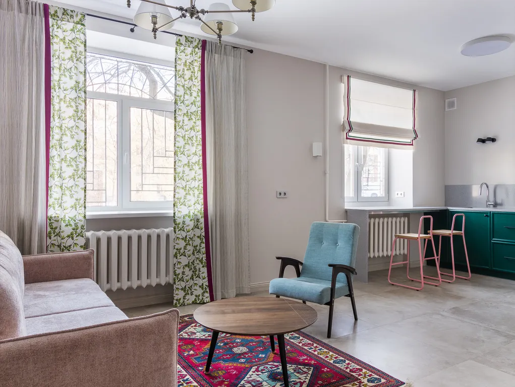 Дом на набережной