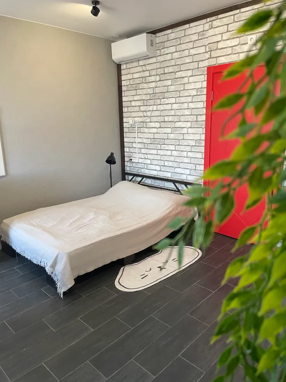 Студия у Яшмового пляжа