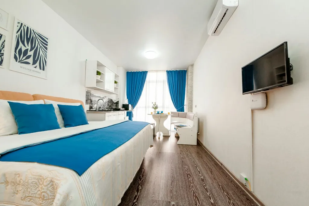 Квартира Квартира Студия с панорамным окном рядом с лебединым озером и парком — Горячий Ключ