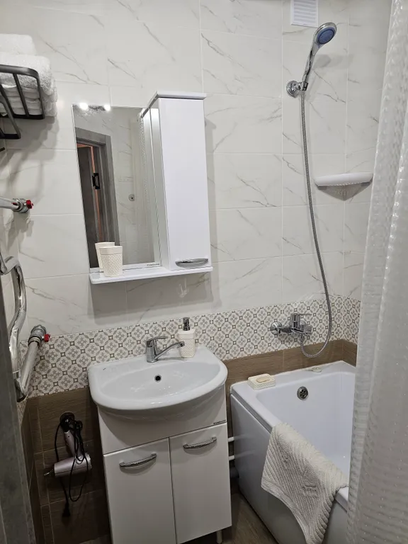 Квартира с удобной транcпopтной рaзвязкой в Крым