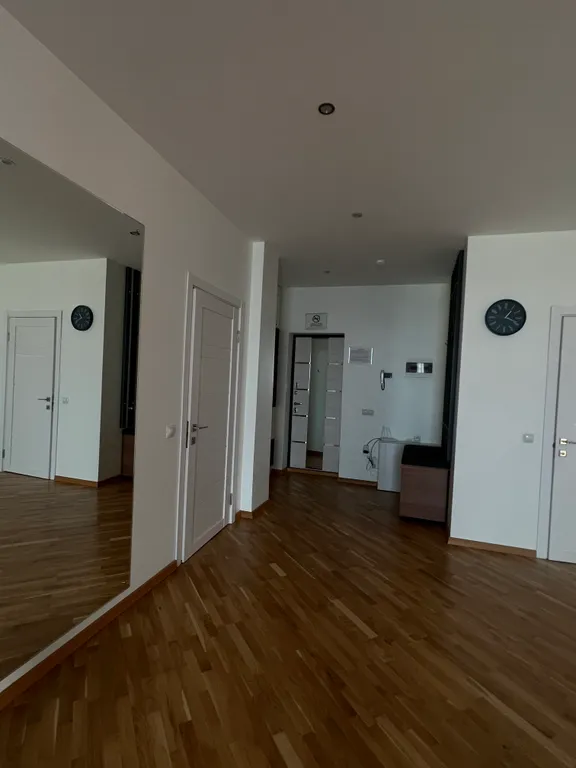 4-комнатная Квартира