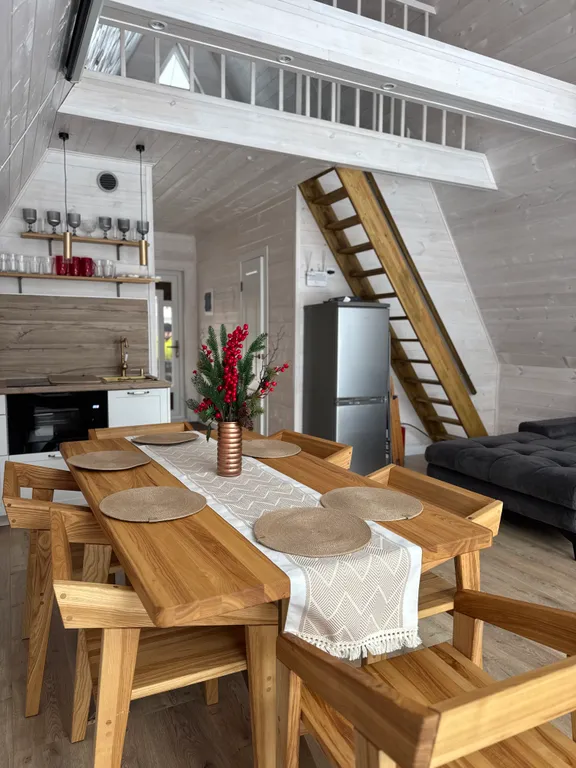 Дом у озера