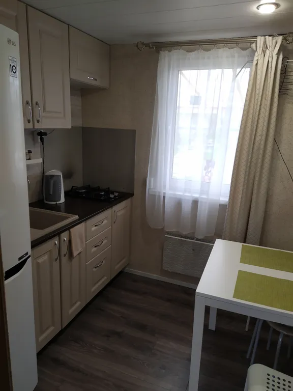 Коттедж Дом с 2 спальнями — Луга