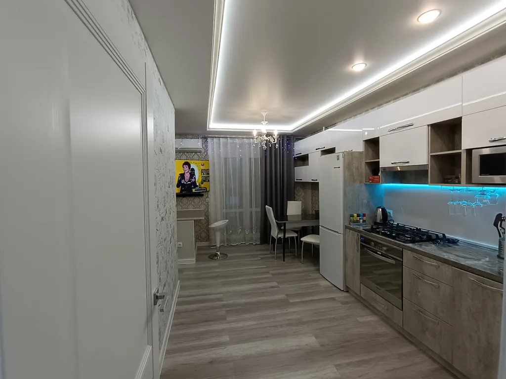 Квартира с видом на Кремль и р. Великую, с выходом на террасу — аренда посуточно в Псков