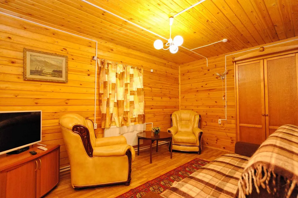 Коттедж Дом 7 правая половина — Луга