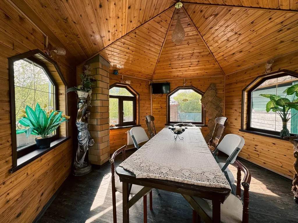 Коттедж у реки с баней