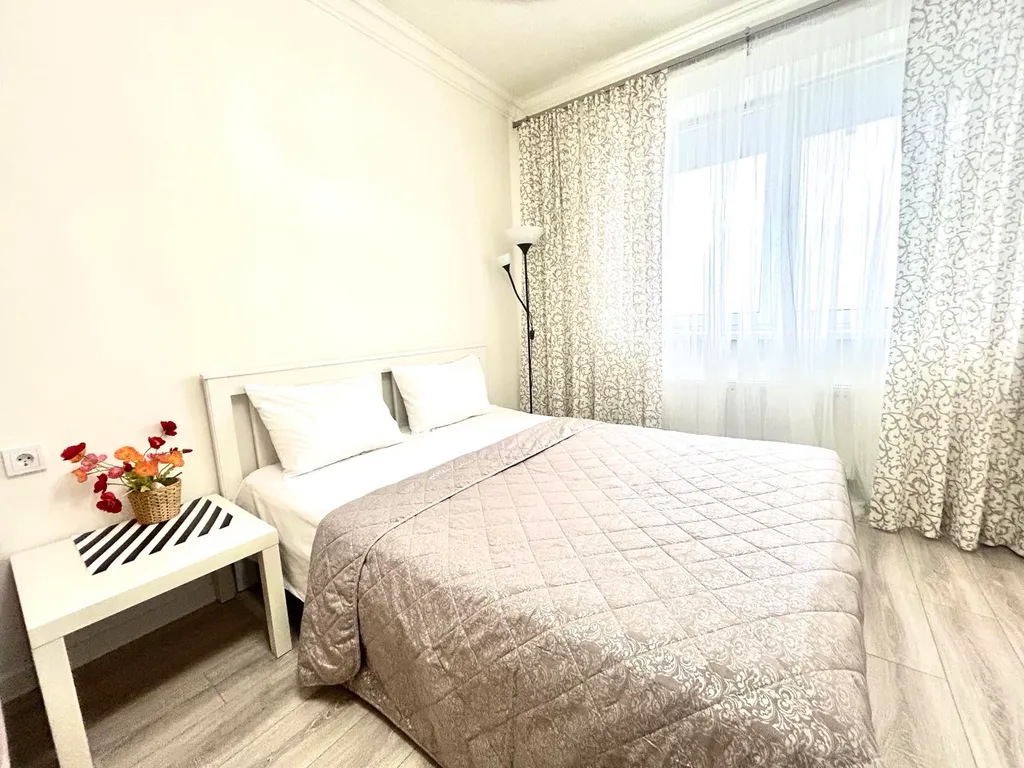 Квартира у метро Грушевка — аренда посуточно в Минск