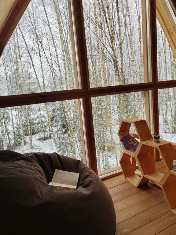 Лесной теремок с горячей купелью