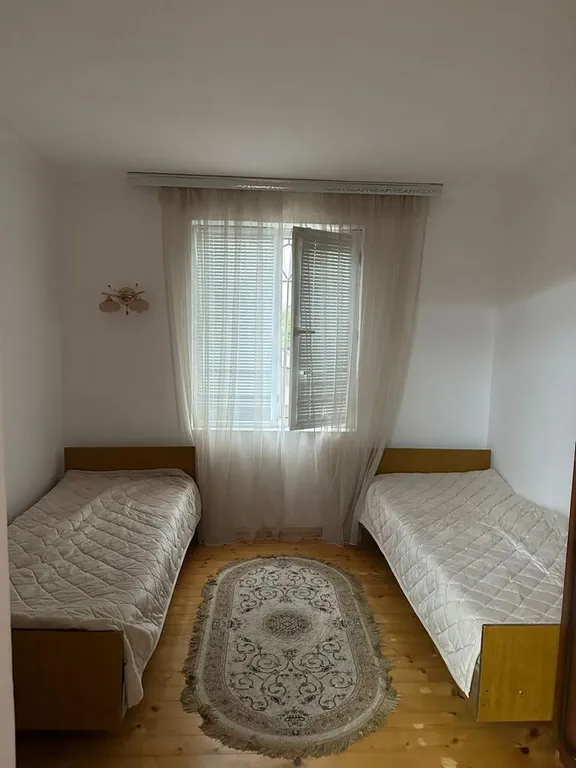 Уютная дача на берегу моря