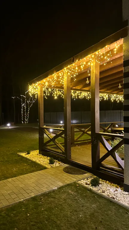 Дом в лесу с баней и бассейном