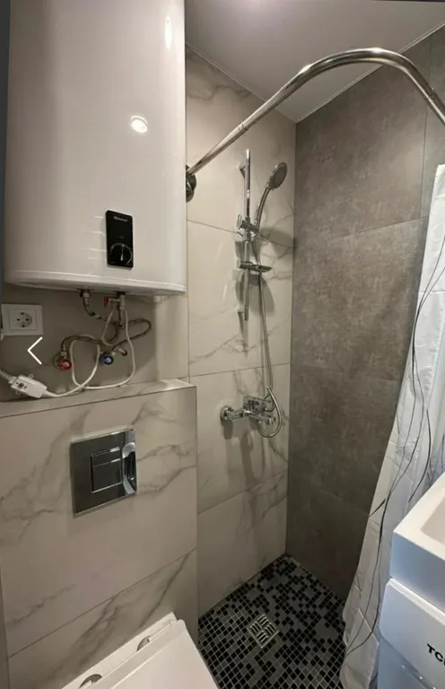 Уютная и стильная студия с отдельной кухней