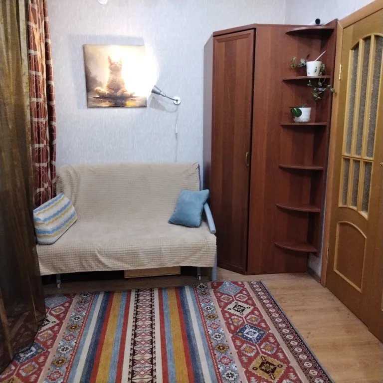 Квартира Теплая  квартира  на ВИЗе  с удобным выездом на Новомосковский тракт — Екатеринбург