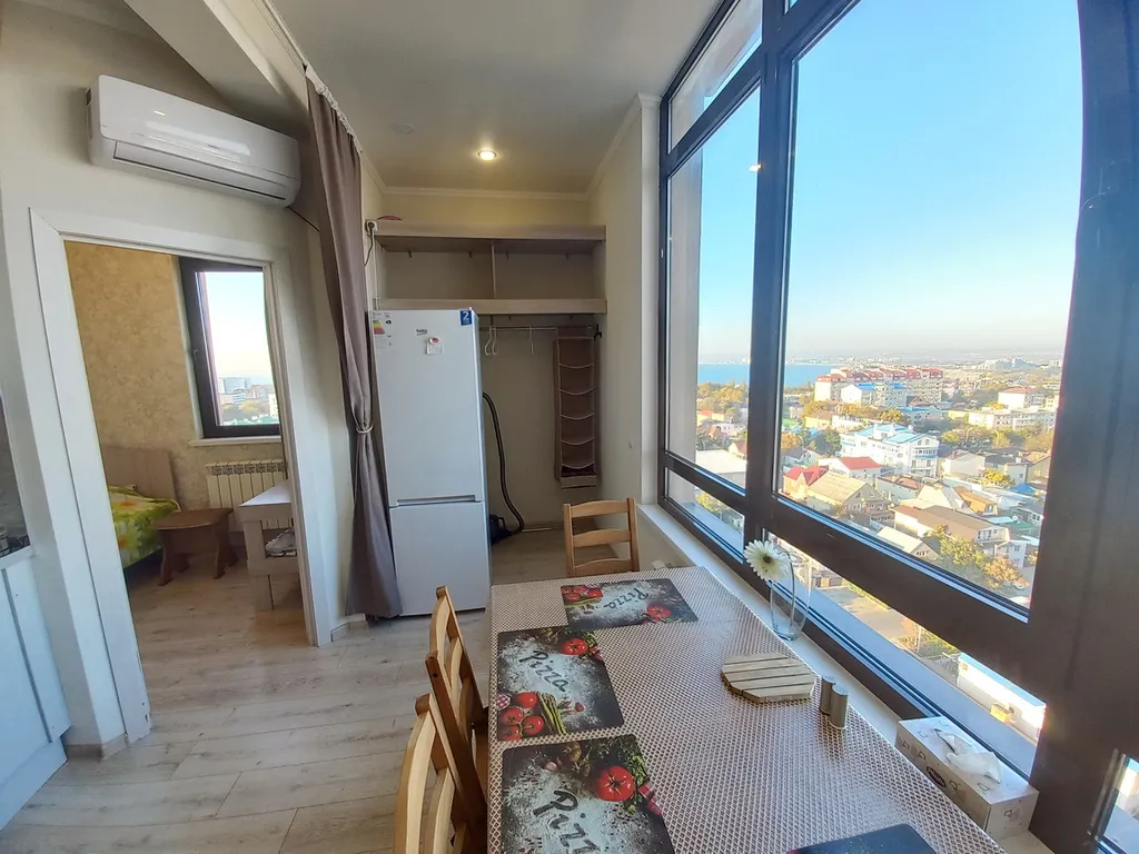 Квартира Просторная квартира в центре города с видом на море — Анапа