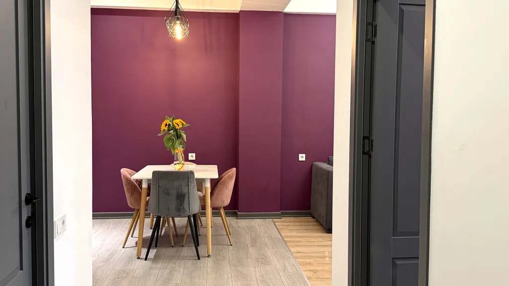 Уютный апартамент с 2 спальнями рядом с Сизнс парк