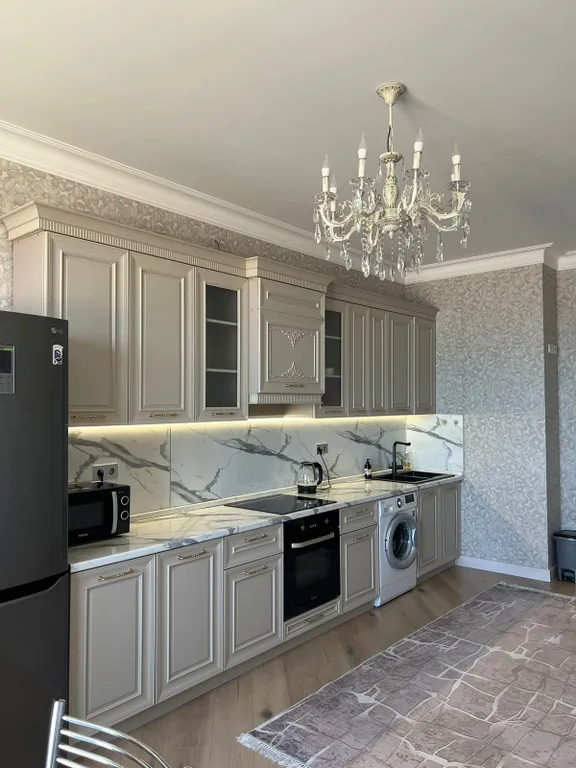 Квартира с панорамными окнами с видом на море