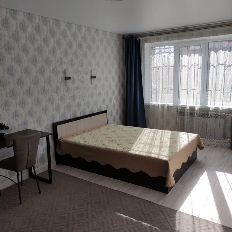 Квартира в центре Нефтяников