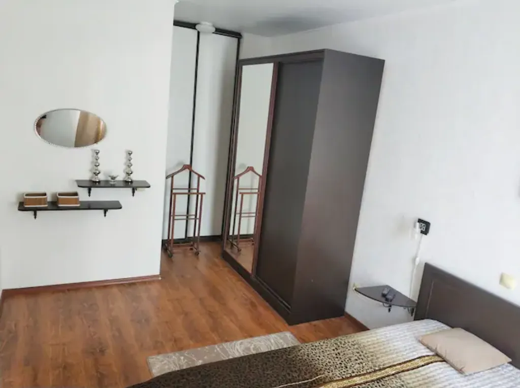 Квартира с балконом с видом на горы