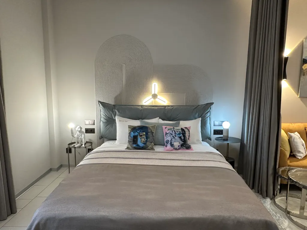 В самом центре с видом на море и горы