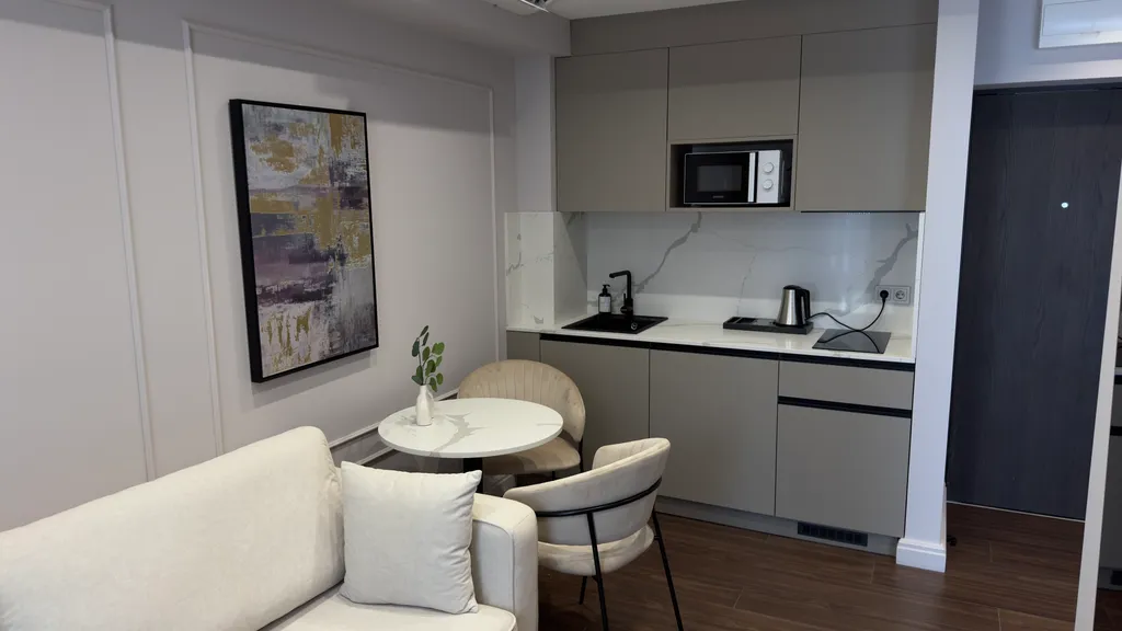 Апартамент в отеле 4* с круглогодичным бассейном