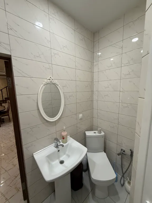 Уютный гостевой коттедж в курортной зоне города