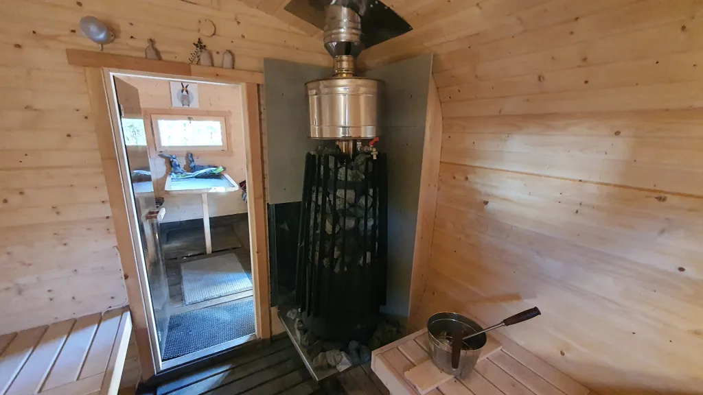 Коттедж Уютный дом в стиле барн — Дятловка