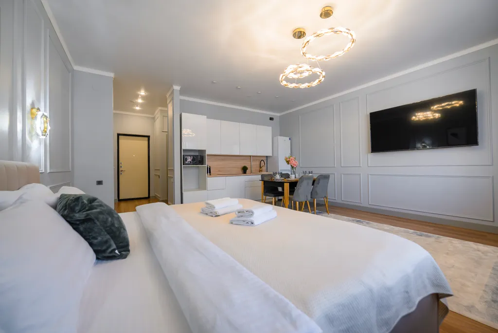 Эксклюзивная студия в светлых тонах