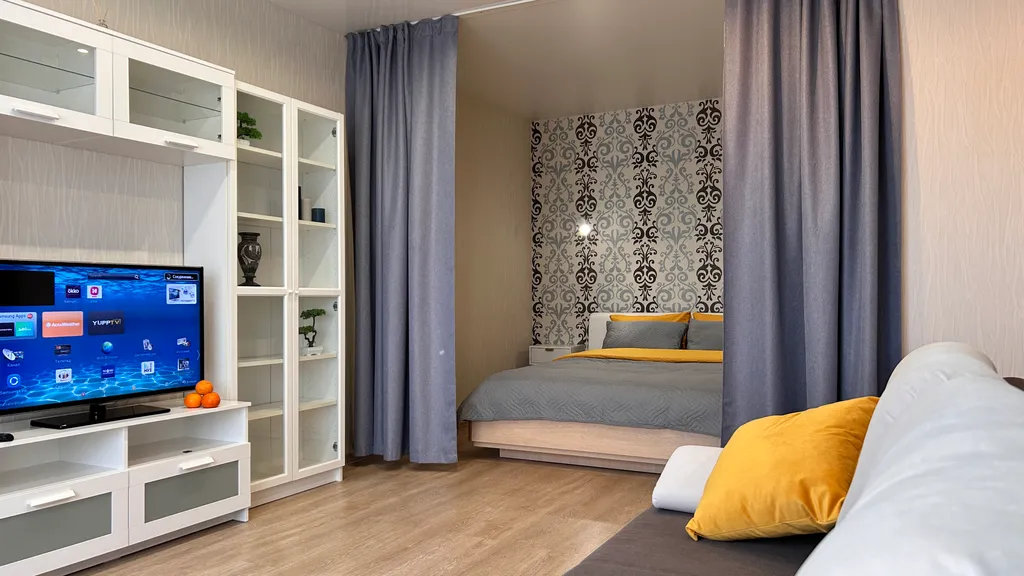 Уютный уголок для путешественников с видом на реку Волга