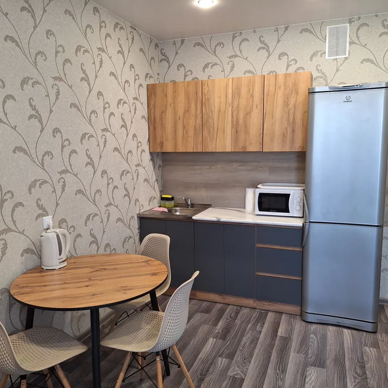 Квартира Семейная евродвушка у аэропорта Толмачево — Обь